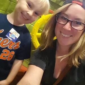 Meet your Posher, Ashley