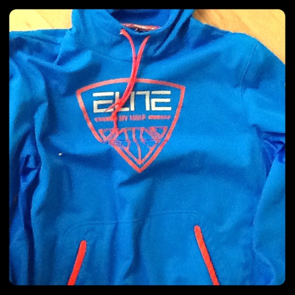 Nike Elite basketball hoodie. Size L