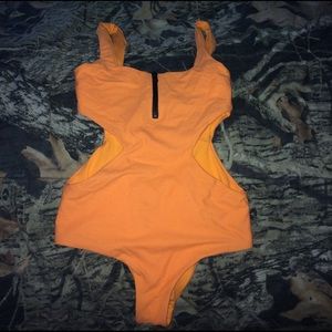 Tavik one piece new never worn