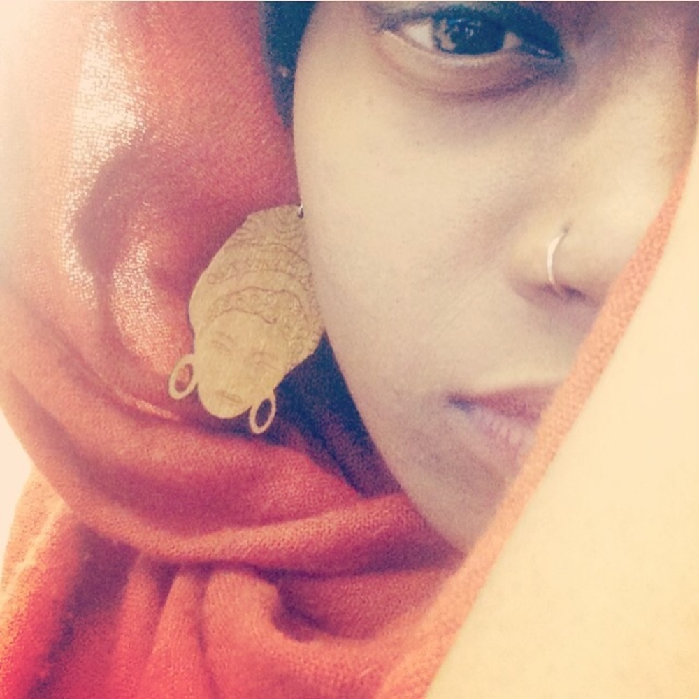 Meet your Posher, Kira