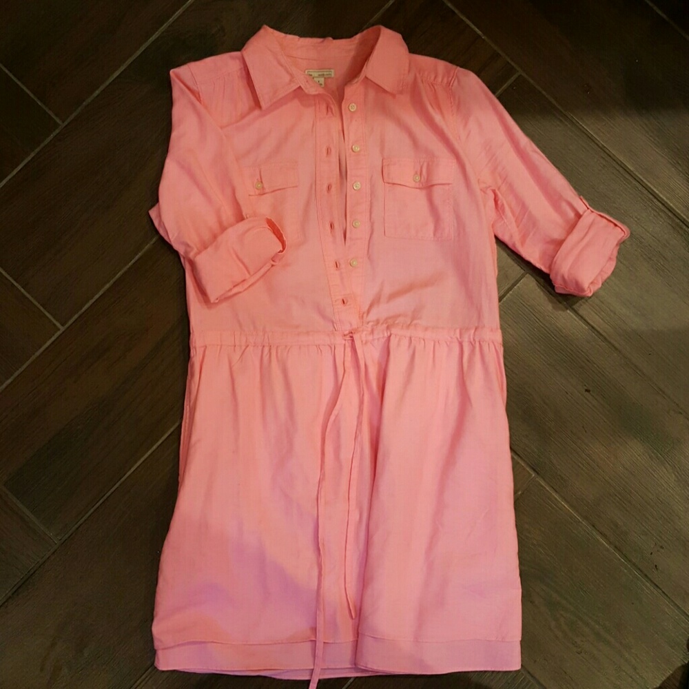 Gap pink shirtdress with pockets!