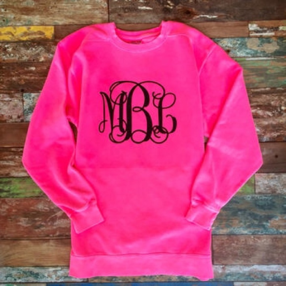 Monogrammed stuff! Comment color,size,initials