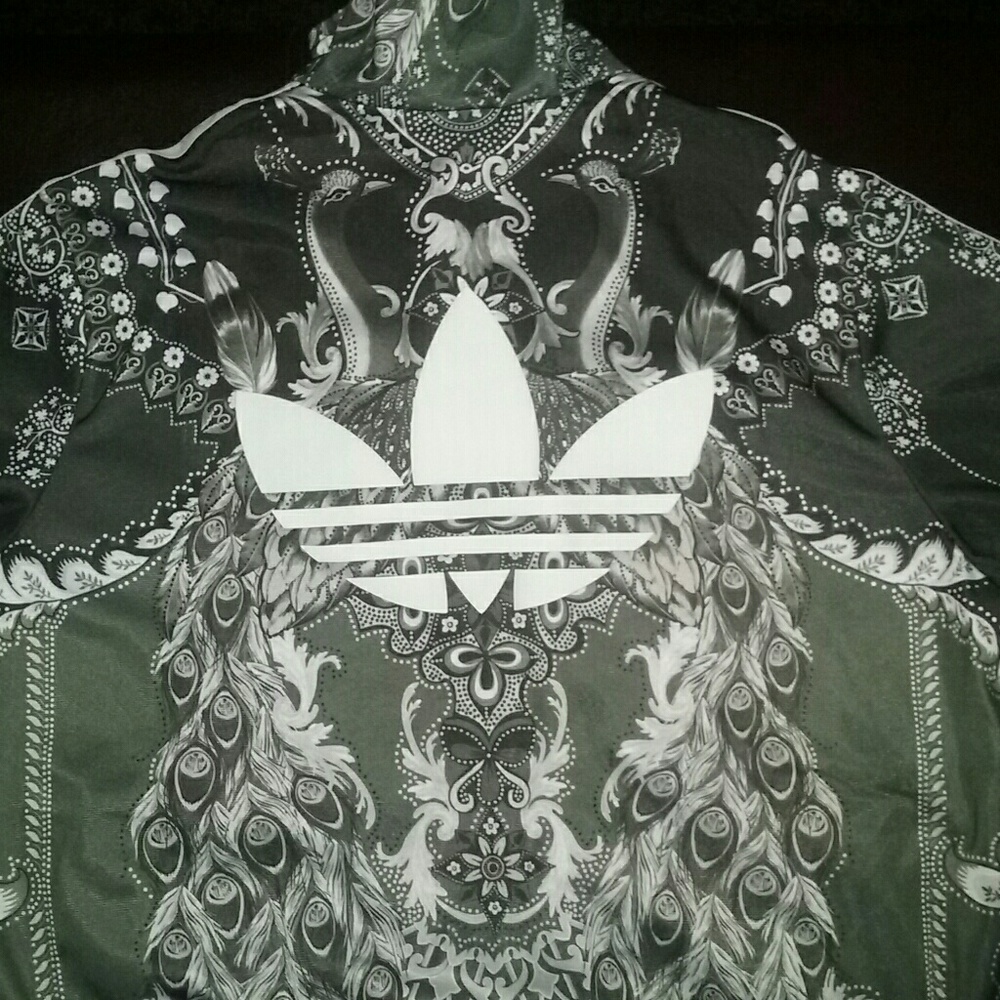 NWT Women's ADIDAS Track Suit Size Large (12-14)