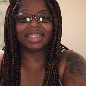 Meet your Posher, Maegan