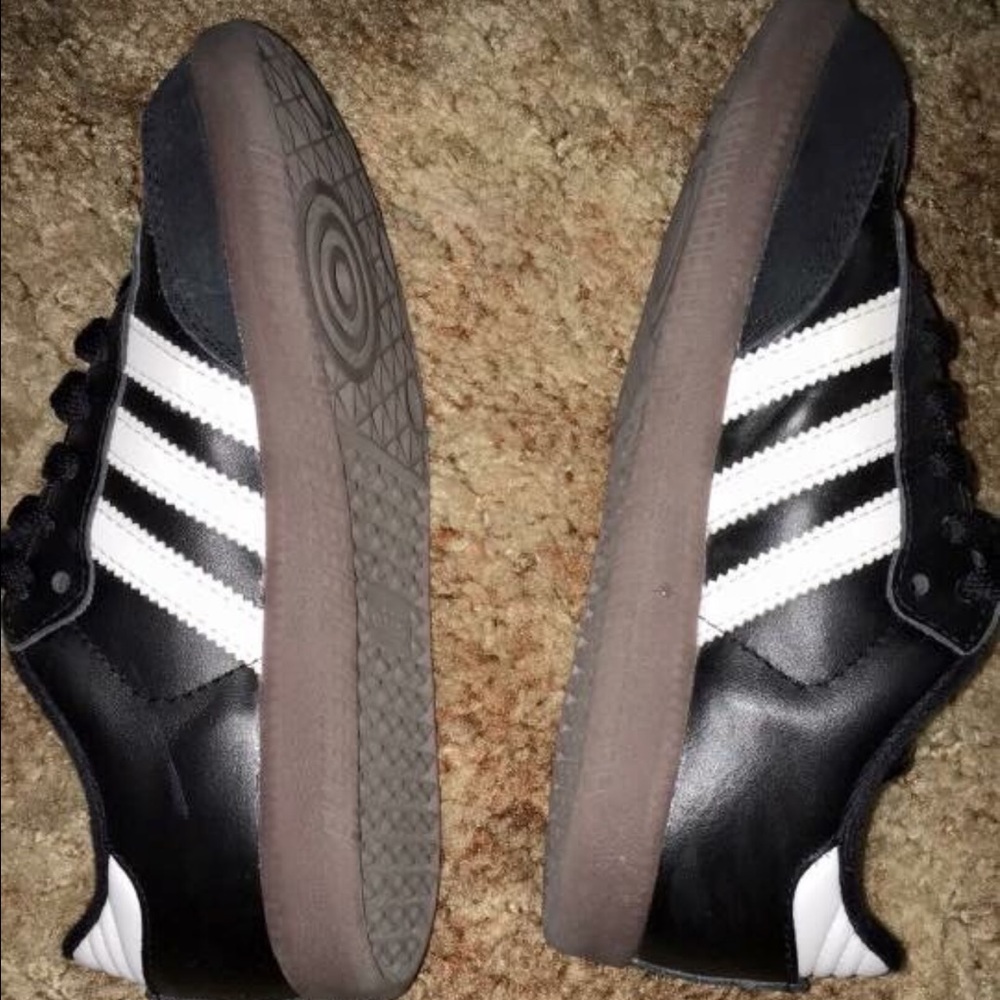 Adidas indoor soccer shoes