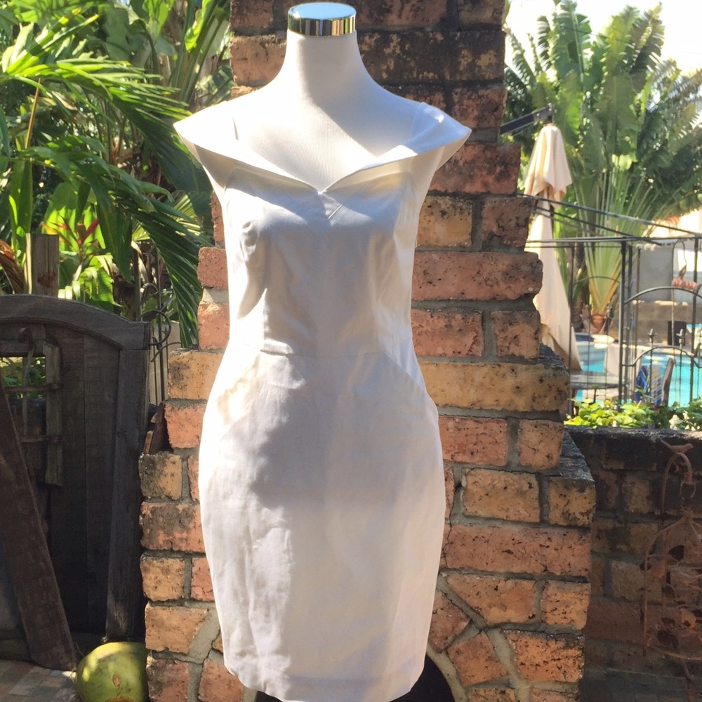 White Bebe off the shoulders dress Size 8