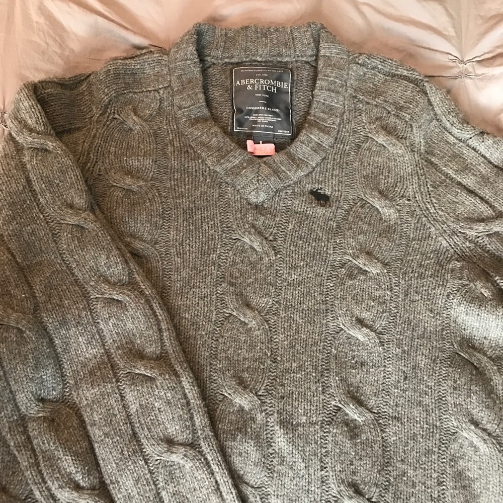 Cashmere blend Abercrombie sweater