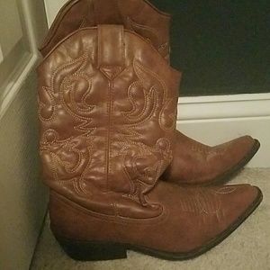 Olsenboye brand cowgirl boots