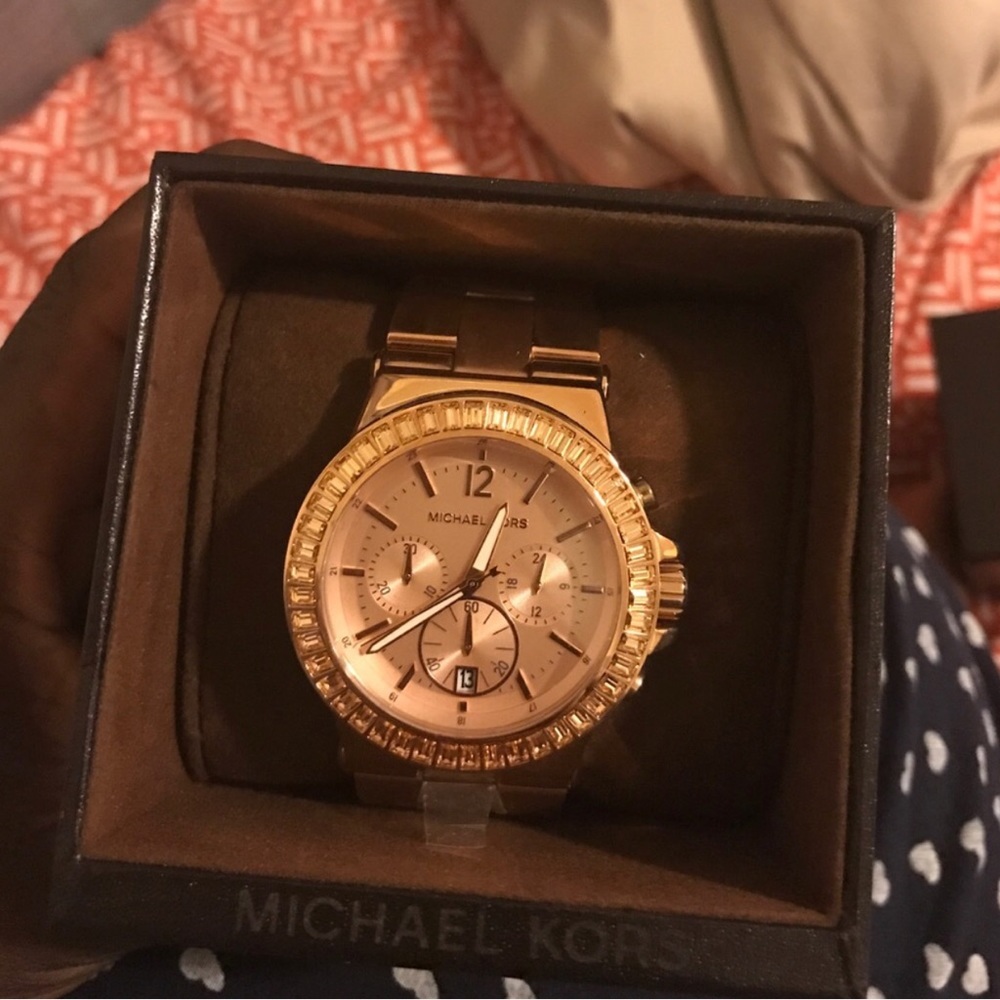 NWT Michael Kors Woman's Dylan Rose Gold Watch