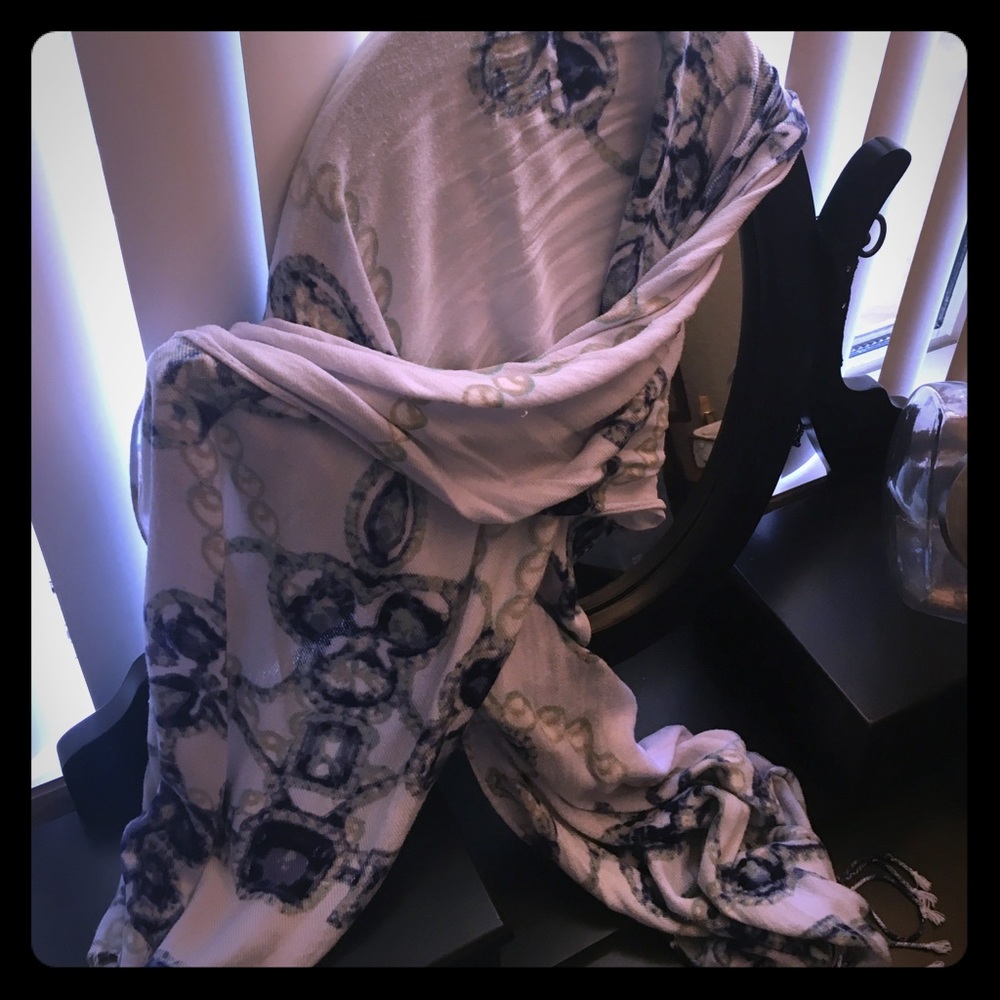 Scarf
