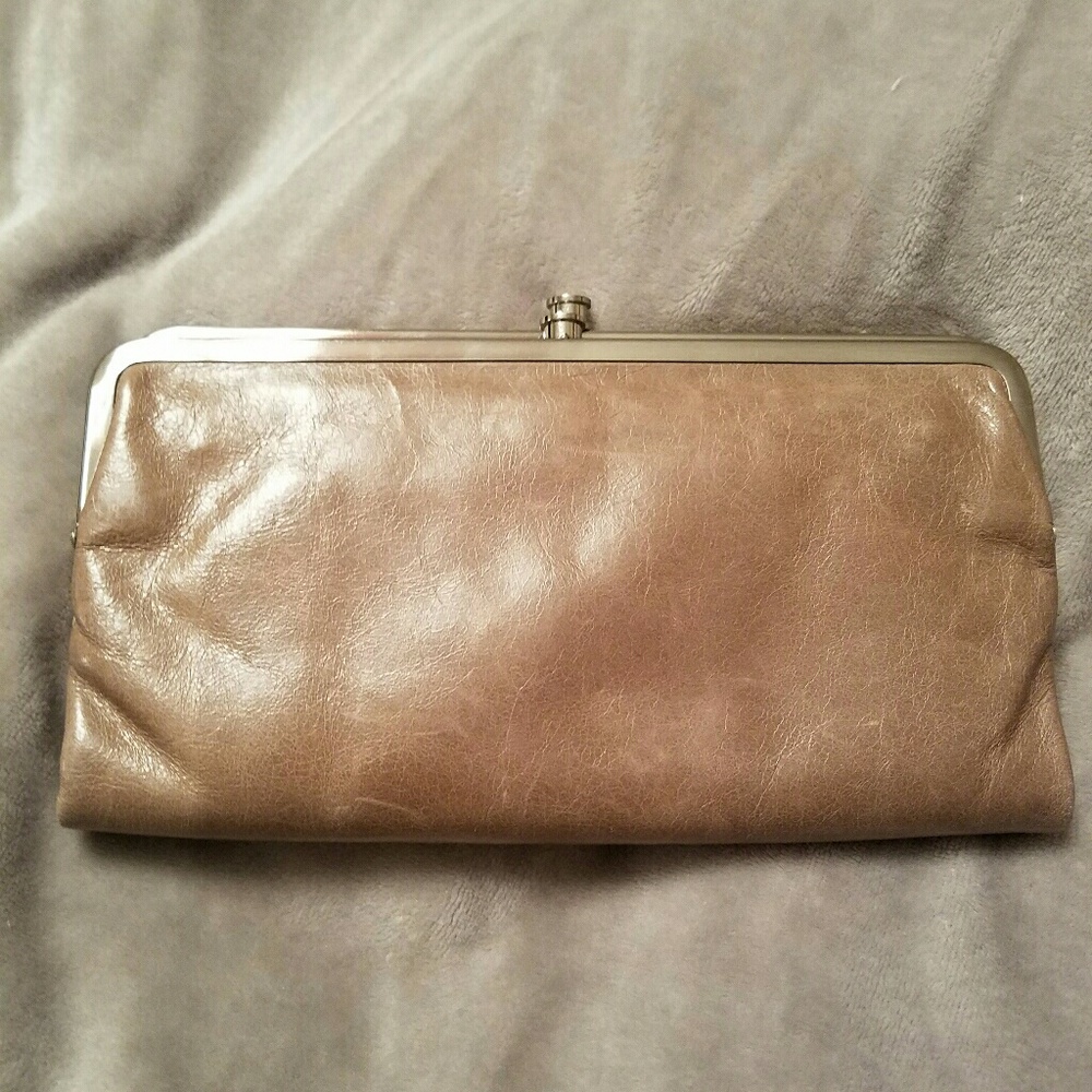 🚫SOLD🚫Hobo International Clutch