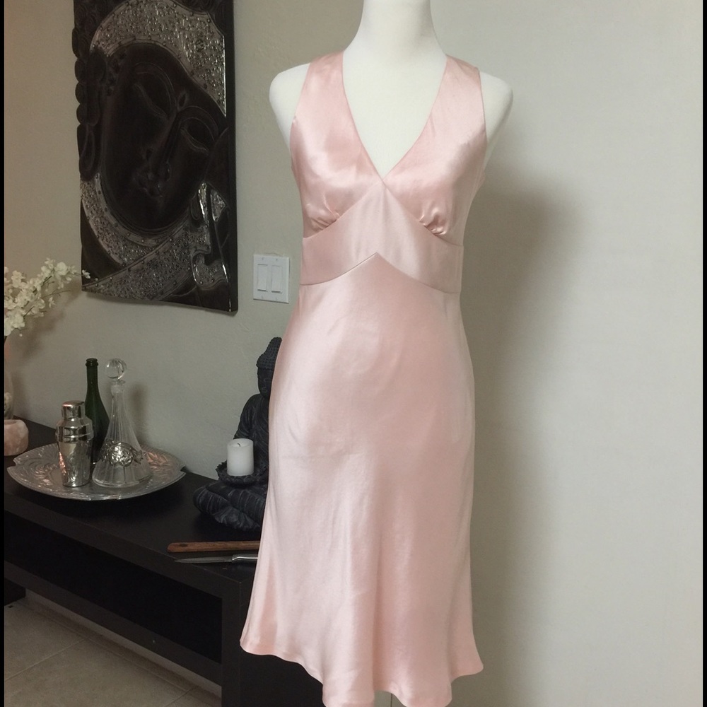 Very pretty pastel pink classic sleeveless dress