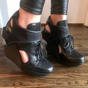 Y3 wedges