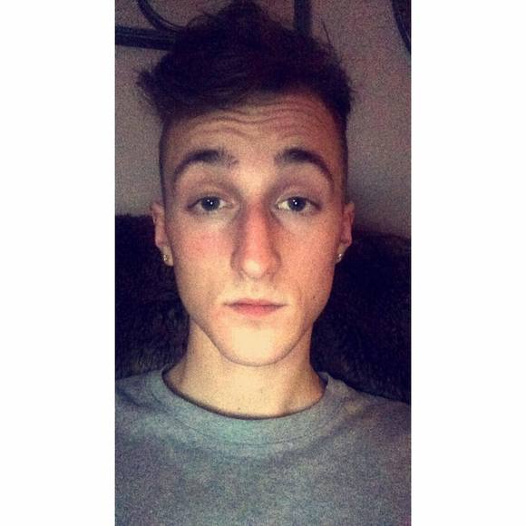 Meet your Posher, Alex - Picture 1 of 1