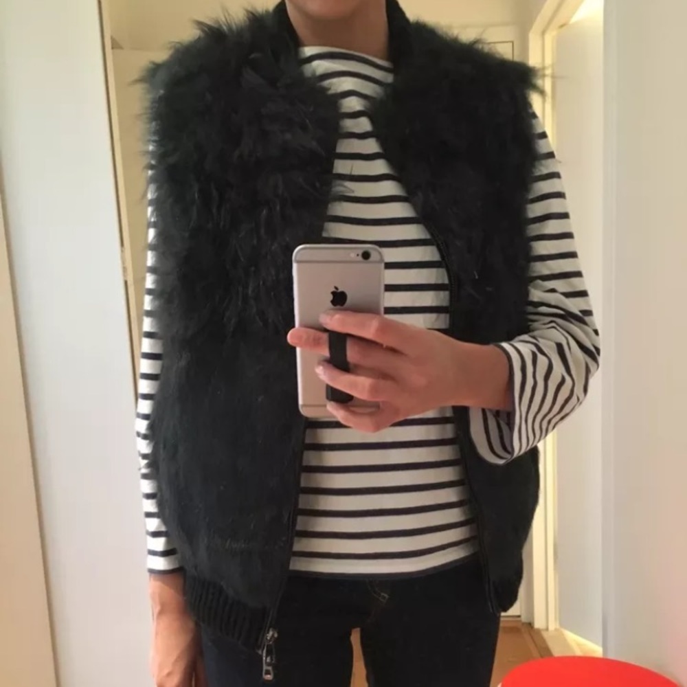 Jocelyn fur rabbit vest - size M - NWT!