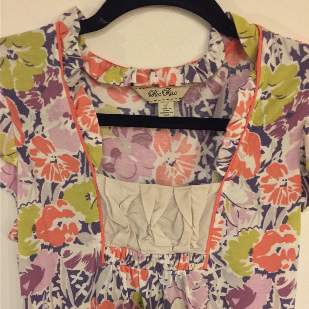 Anthropologie- Ric Rac Floral Print Tee πΈπΊπΉπ - Picture 2 of 3