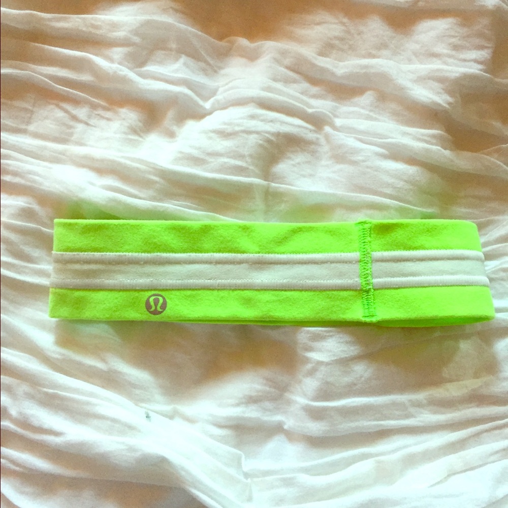 Lululemon green headband