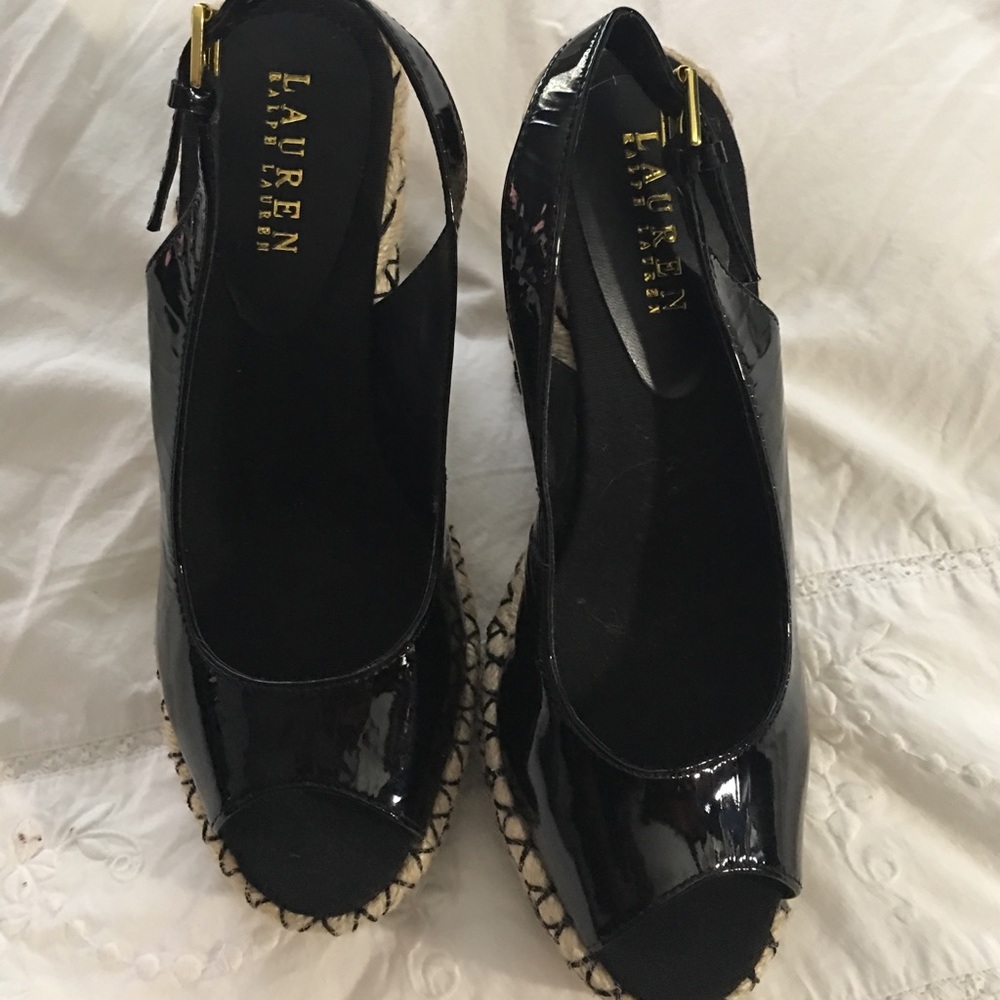 Shoes wedges