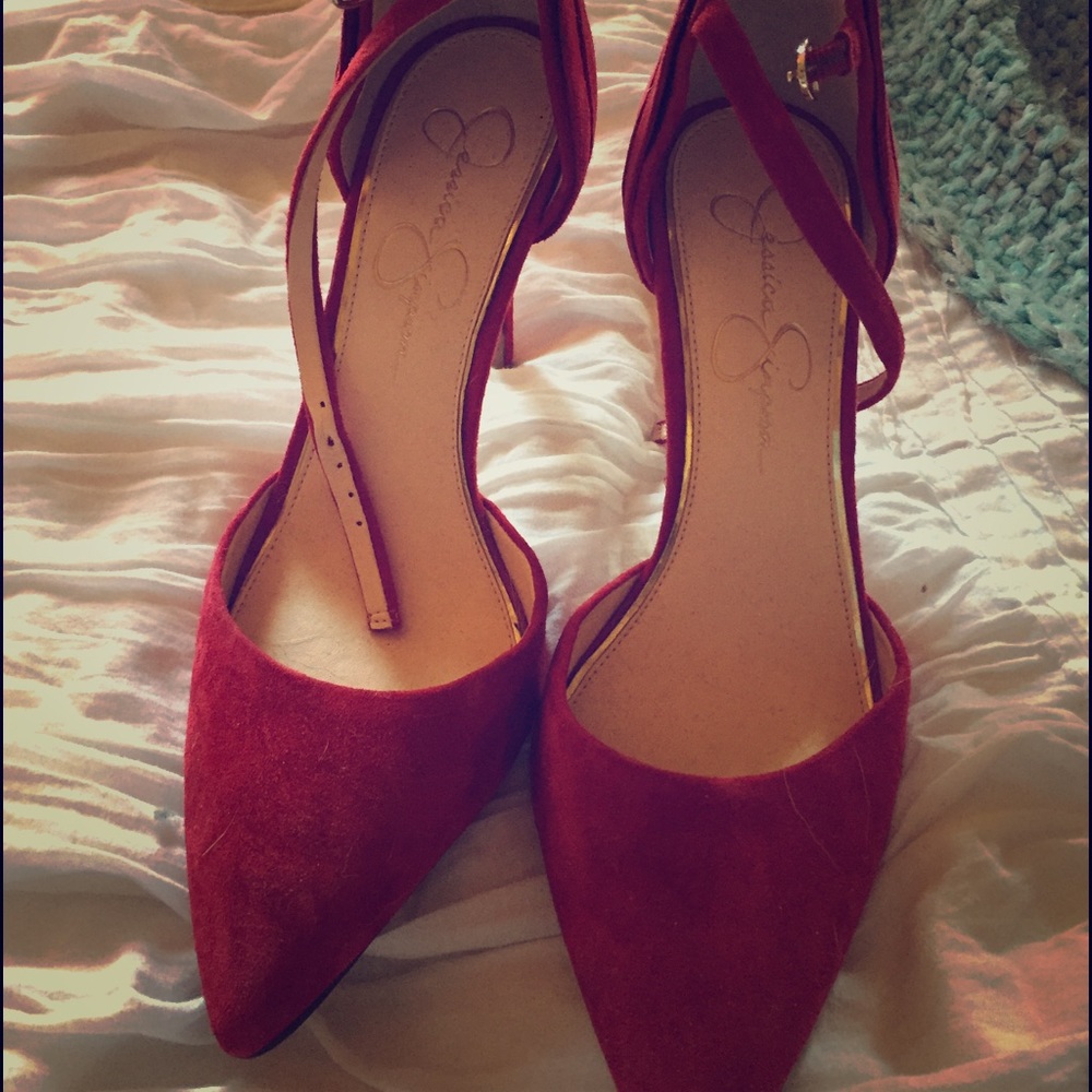 Jessica Simpson red dress pumps
