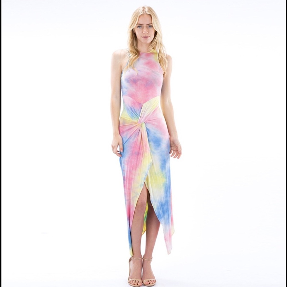 HOST PICK! TIE-DYED MAXI DRESS
