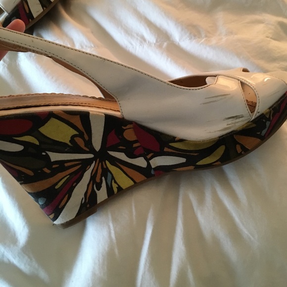 Fun and colorful wedges - Picture 3 of 3