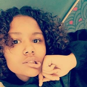 Meet your Posher, Cece