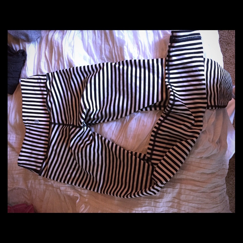 Striped lululemon leggings
