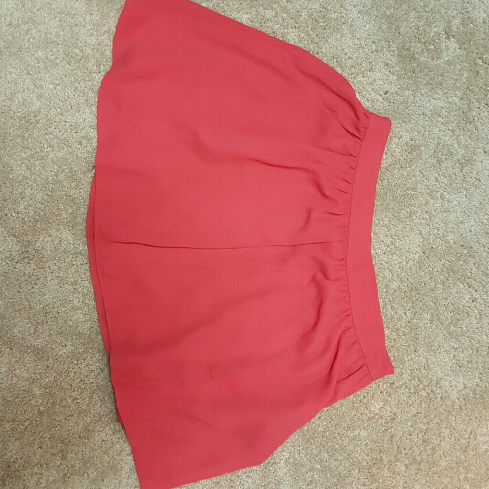 Express pink skirt with pockets! Perfect condition