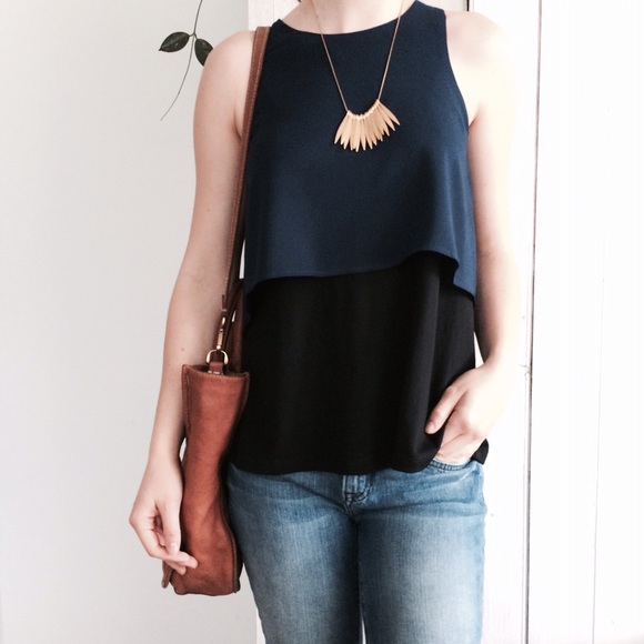 Lucy and Laurel Tops - Color block flowy summer tank