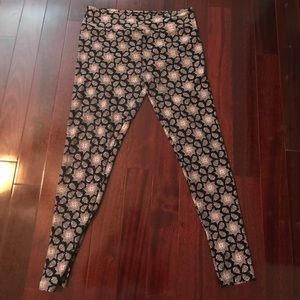 Tall and curvy pink and black leggings