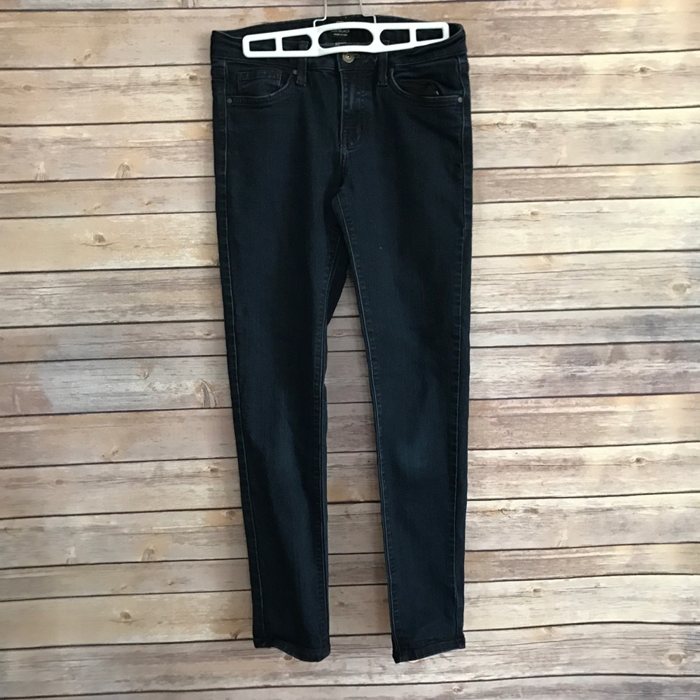 Dark blue skinny jeans