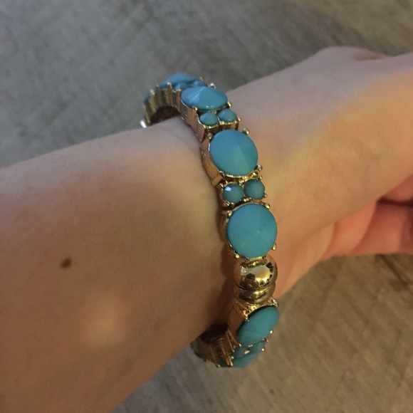 Turquoise Bracelet - Picture 2 of 3