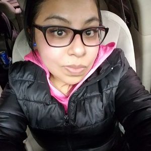 Meet your Posher, Isabel