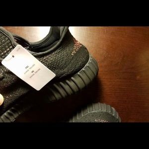 Yeezy boost 350 v2
