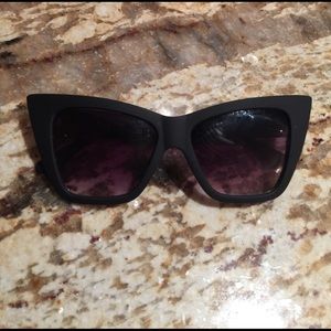 Quay Australia Vesper Sunglasses