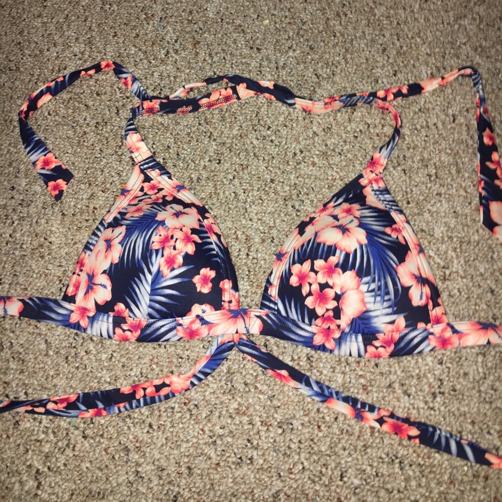 Victoria's Secret bikini top