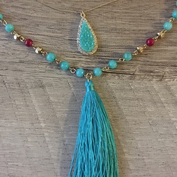 Layered Necklace - Picture 2 of 4