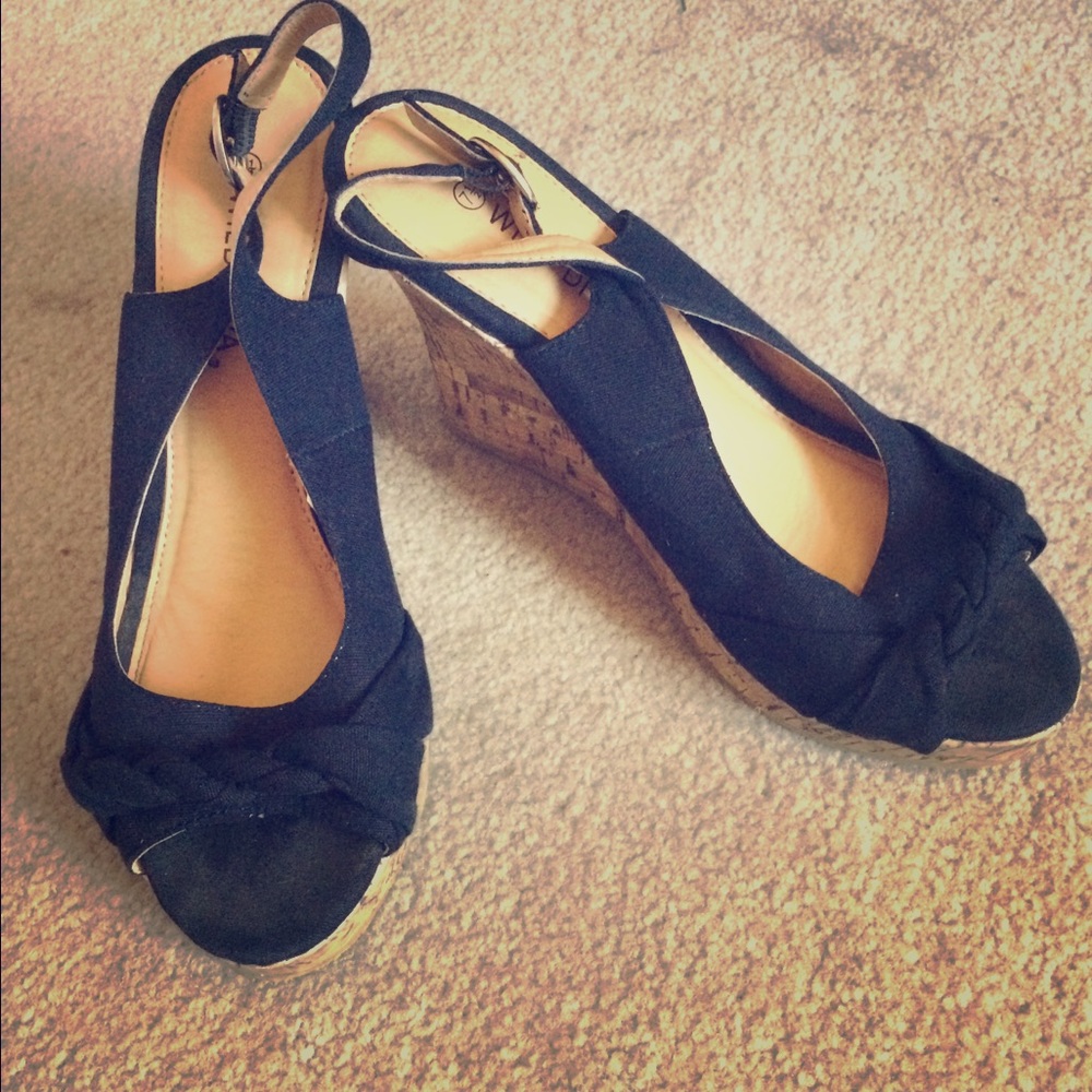 Peektoe Summer Wedges