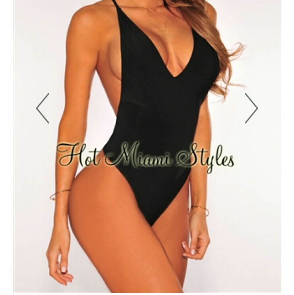 Black bodysuit hot Miami styles Medium