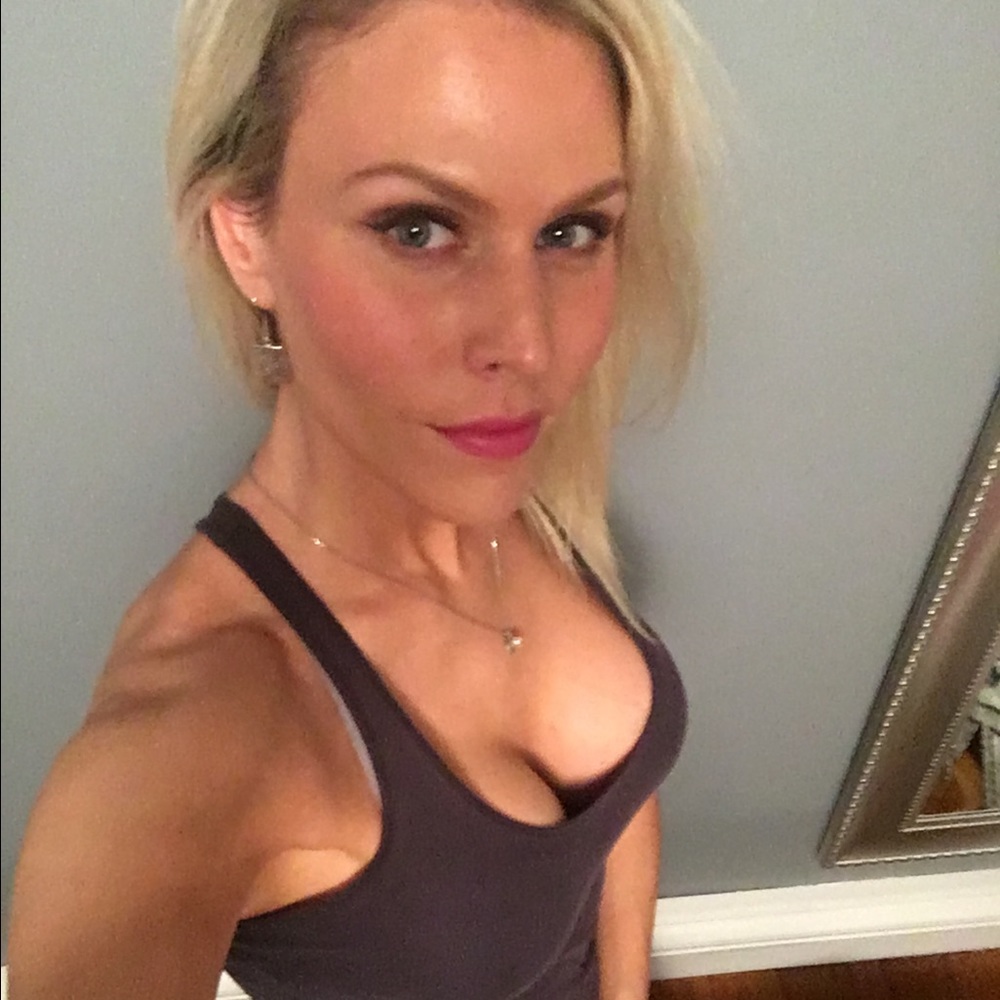 Meet your Posher, Ellen