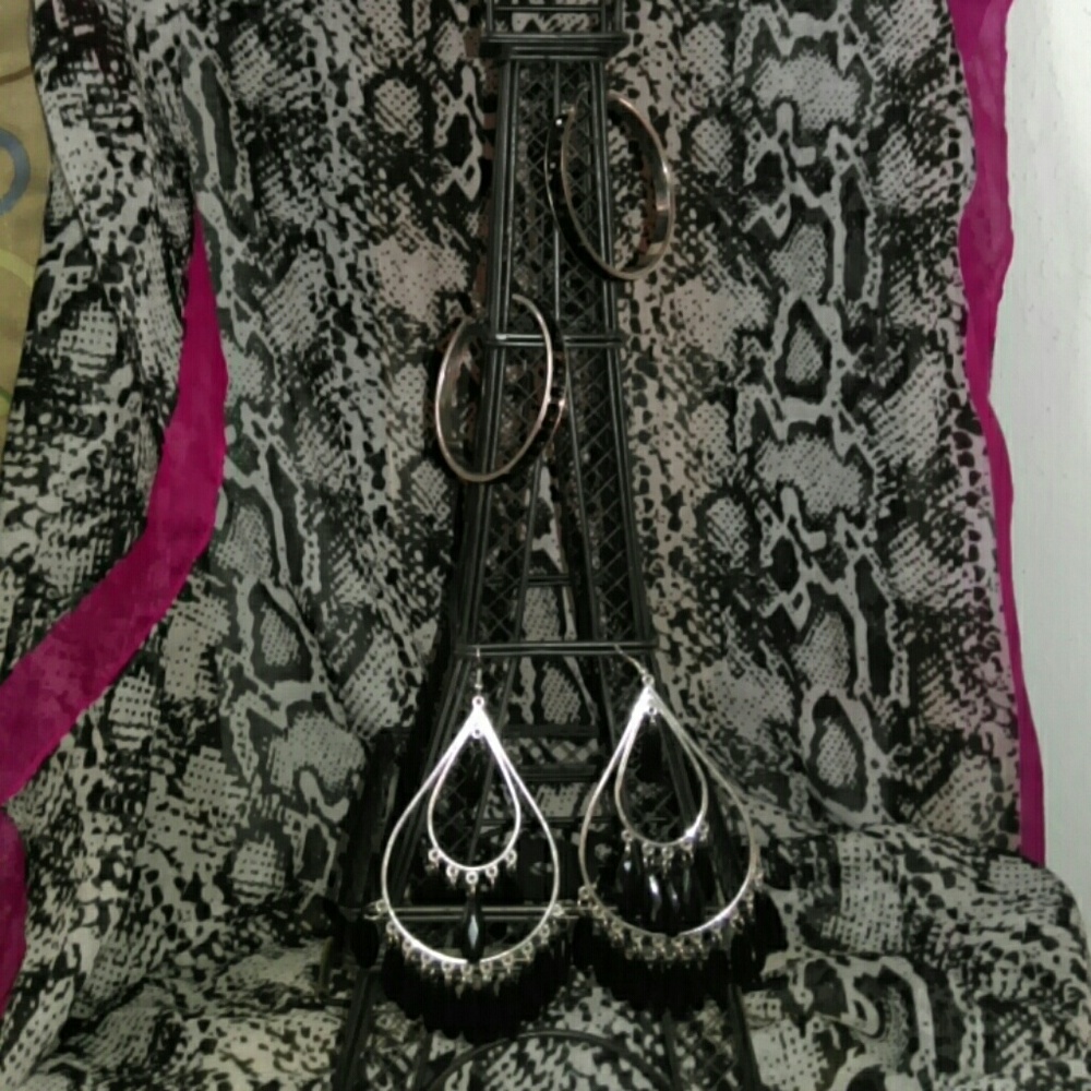 Gorgeous Black Earring Bundle