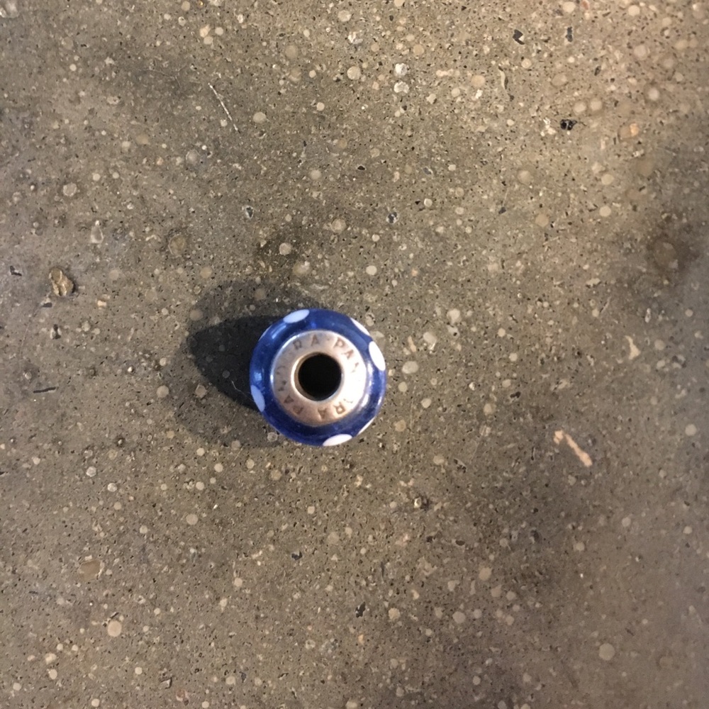 Authentic Pandora Murano bead