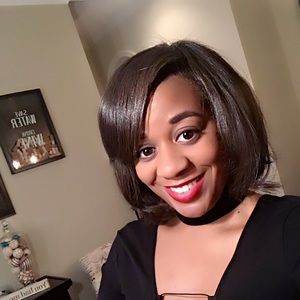 Meet your Posher, Shaina