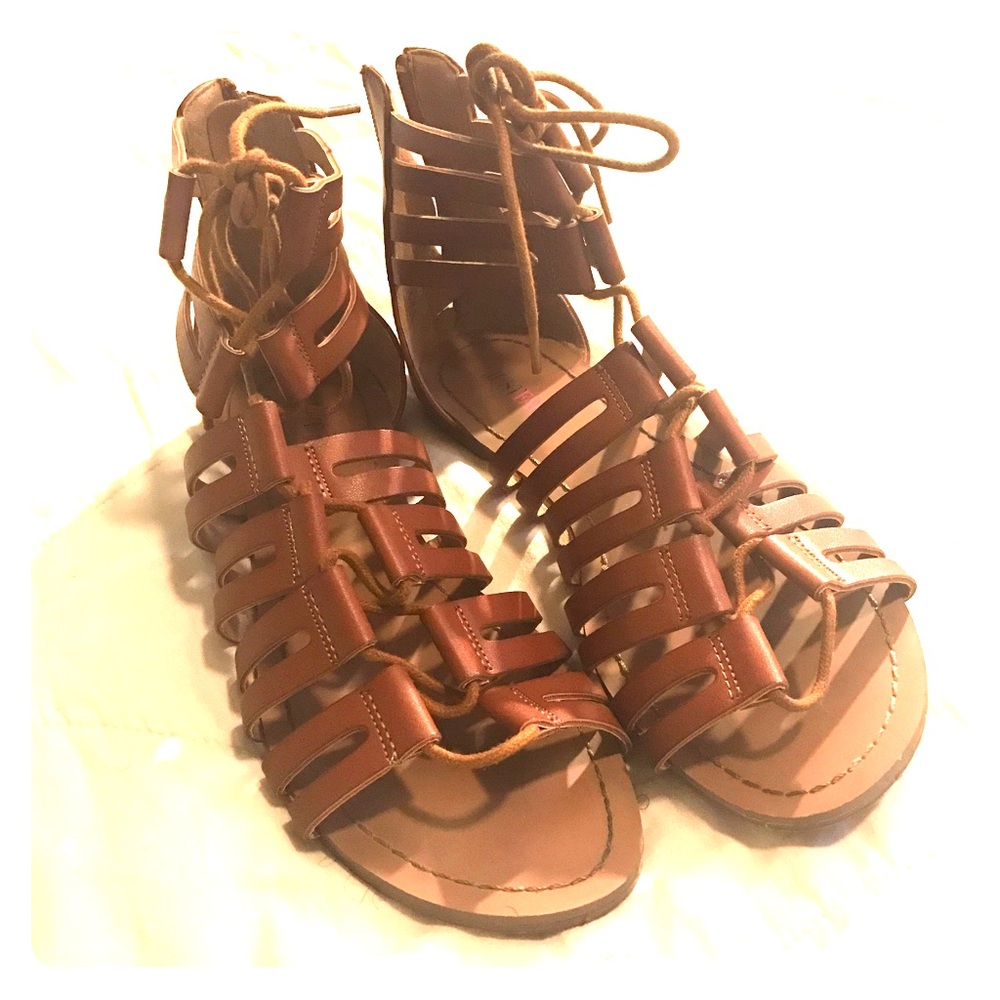 Gladiator or Jesus style Brown Sandals. Size 9.5.