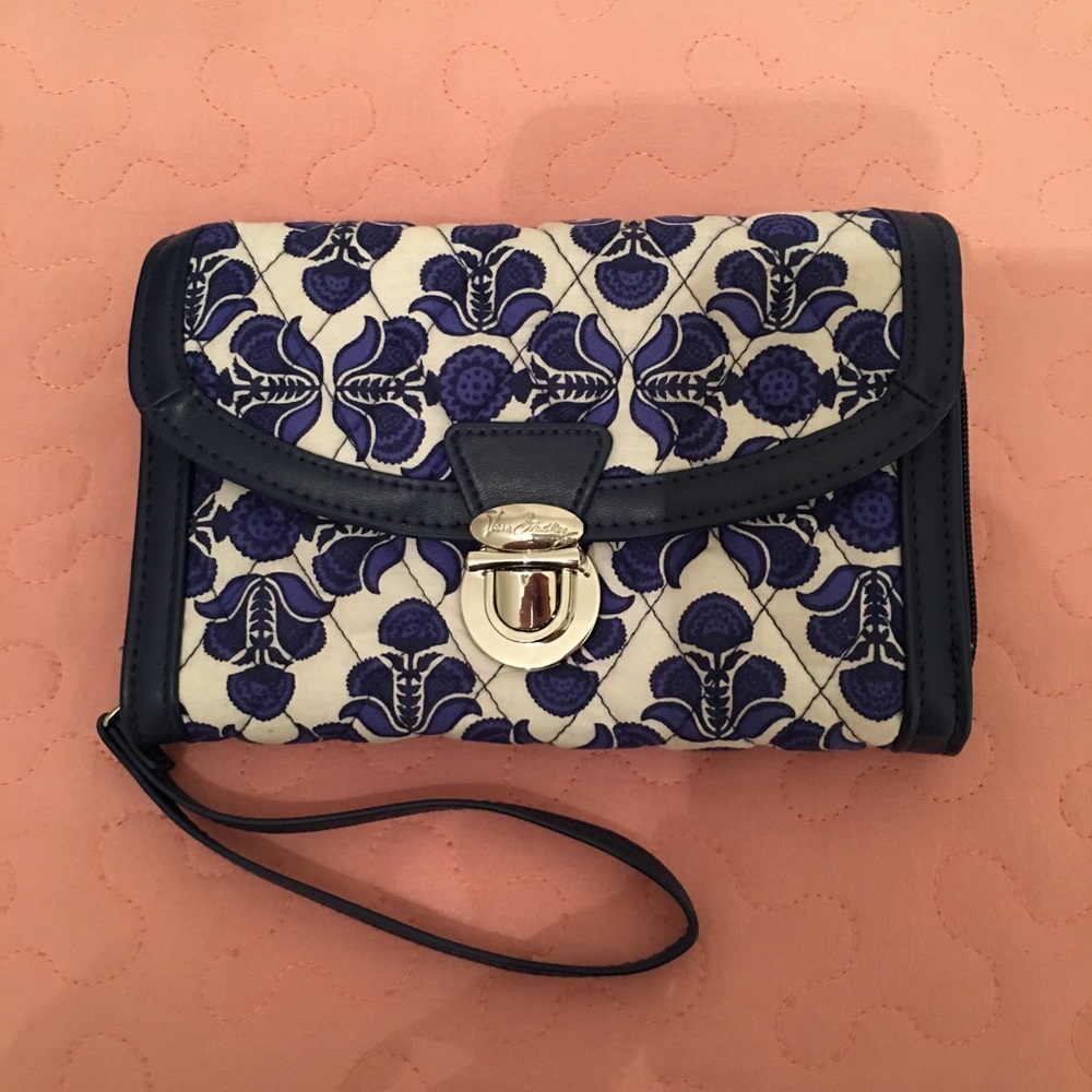 Vera Bradley Wallet Wristlet
