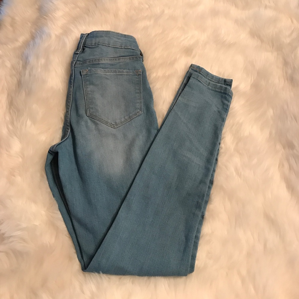 Old Navy Rockstar High Rise skinny jean