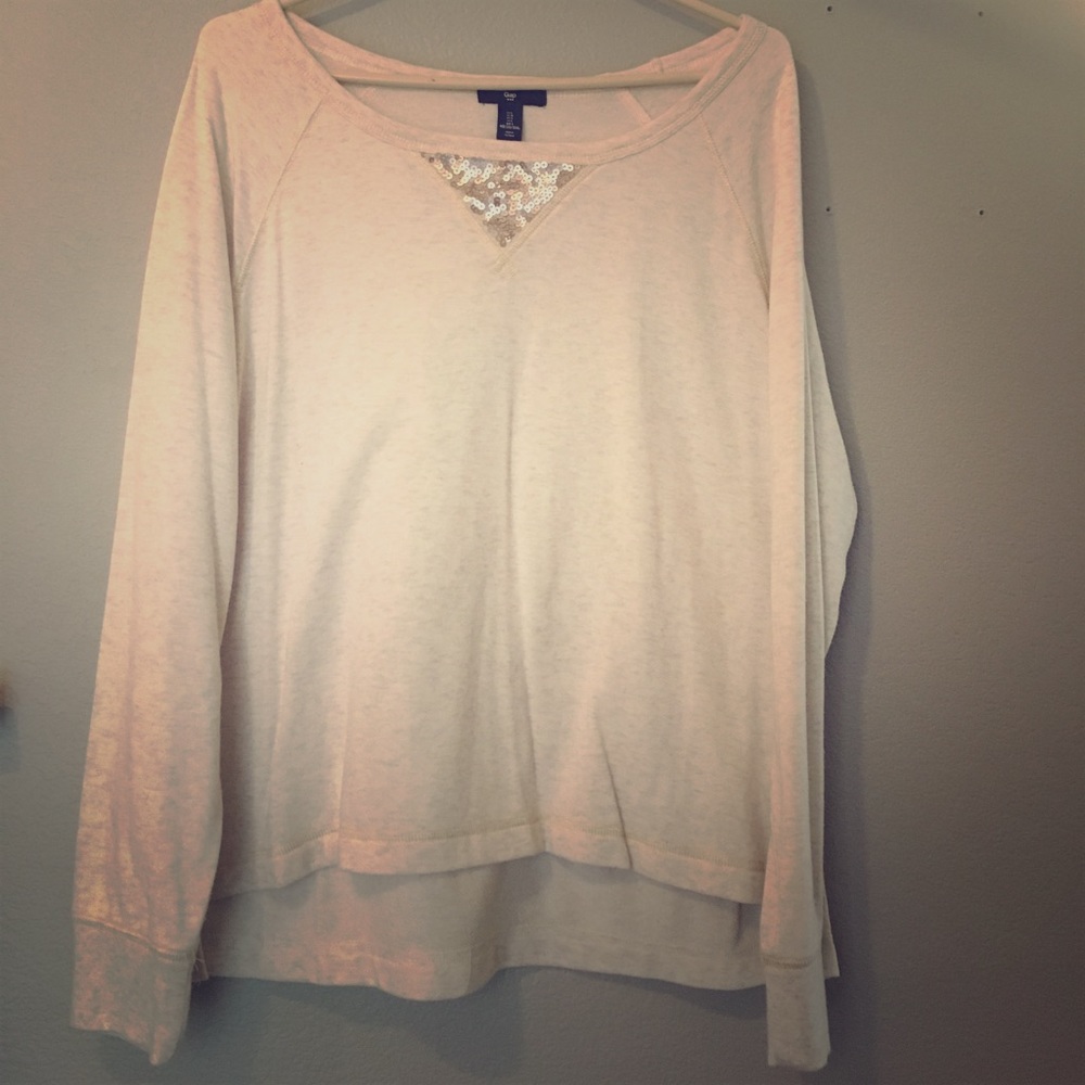 GAP cream sweatshirt