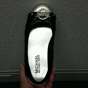 MK girls shoes size 12