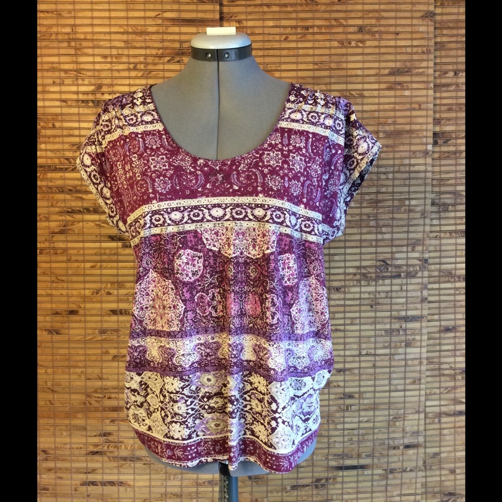 Lovely Lucky Brand top