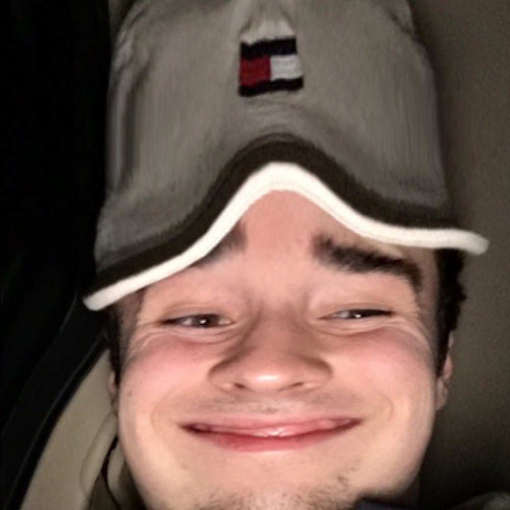 Meet your Posher, Ryan